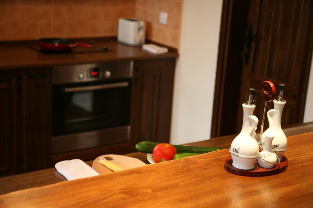 Sinabovite Houses Hotel Badevtsi Habitación foto
